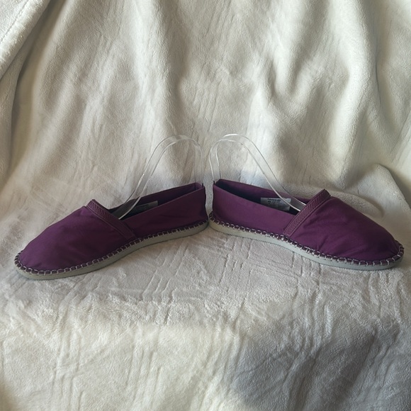 Havaianas Slip on Shoes - Picture 4 of 9